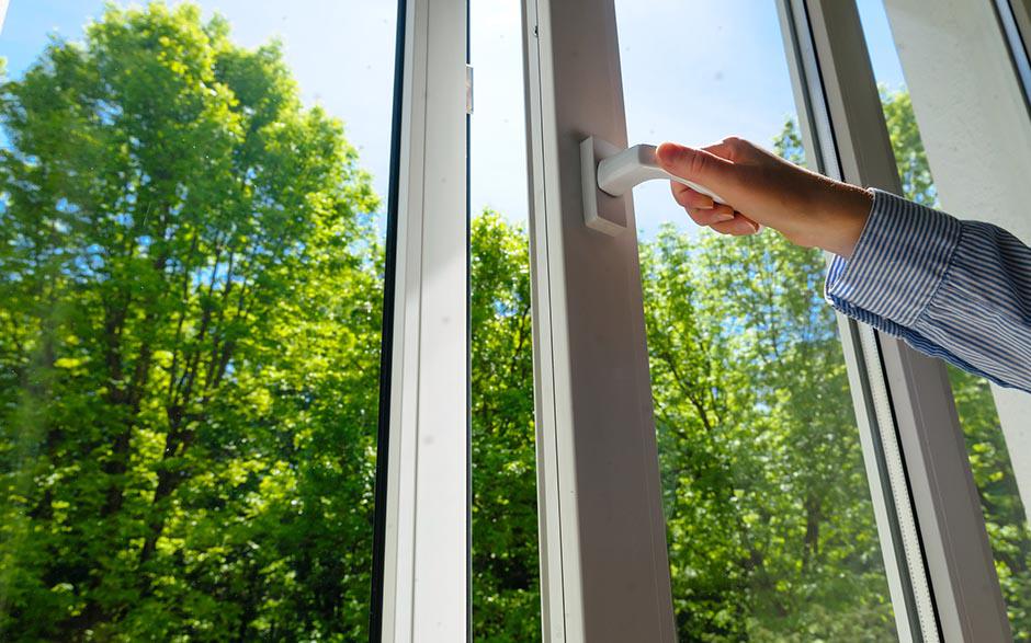 remplacement vitre fenetre Le Mesnil-le-Roi
